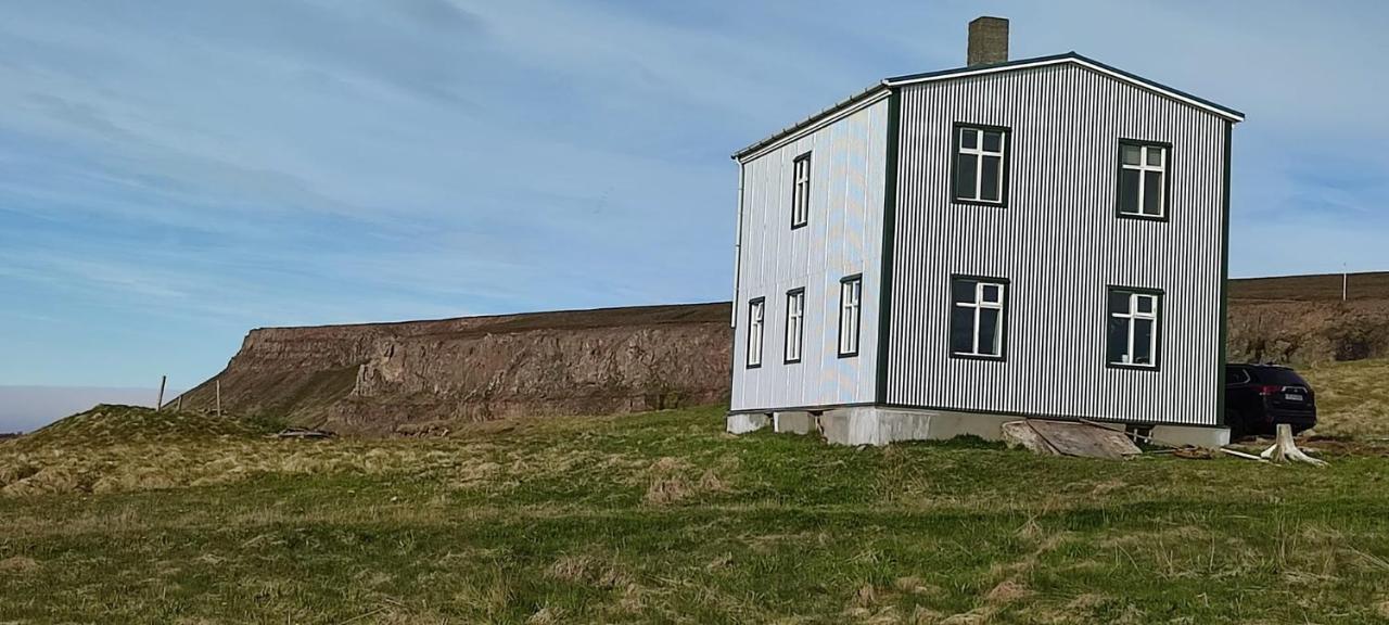 Happy-Cove Guesthouse - By The Sea Bakkafjorthur Exterior photo